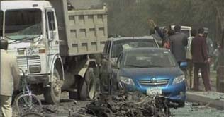 Kabul suicide attack kills 16 including 6 Italians